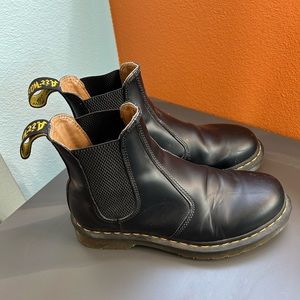 Dr Martens 2976 Chelsea Boot